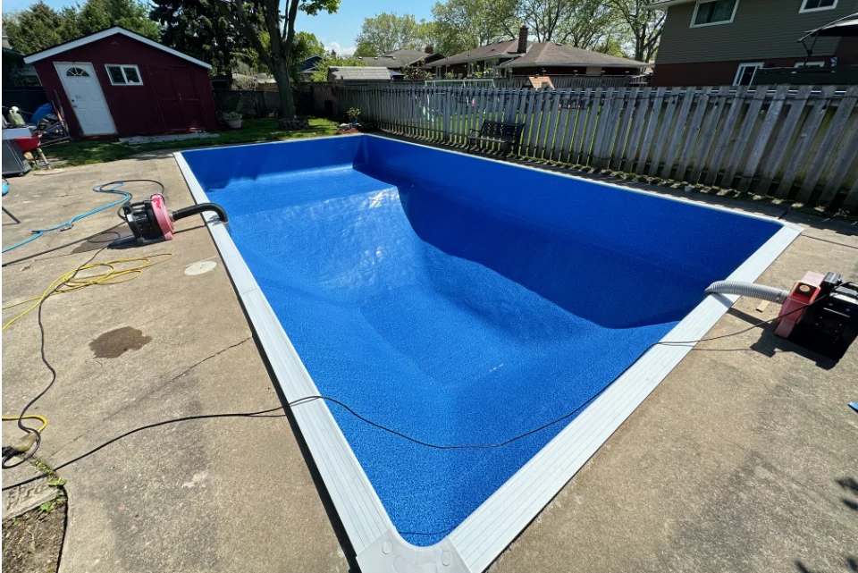 Pool Liner and coping replacement in St. Catharines