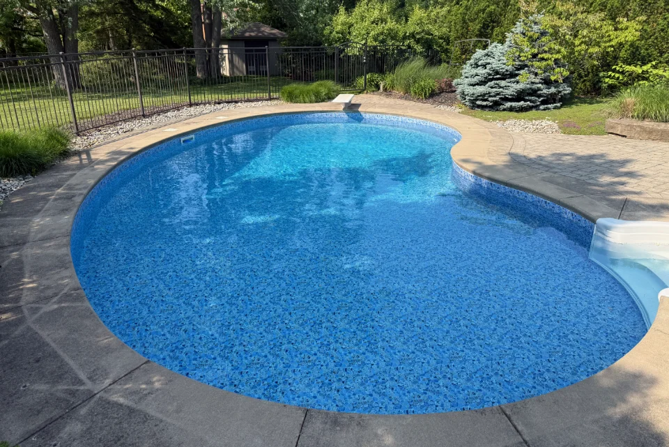 Pool Liner replacement in St. Catharines