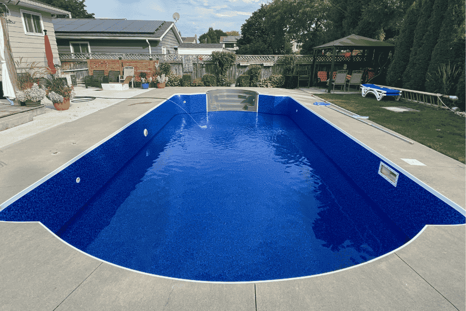 Pool Liner Replacement in St. Catharines Before